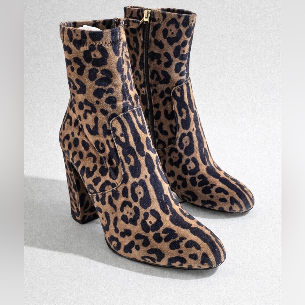 EDIT Leopard Print Block Heel Ankle Boots Women’s Size 7.5 Side Zip